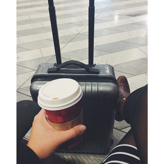 On the road again... or rather, in the sky! Headed for a weekend full of fun, Christmas markets and mulled wine in Germany! ✈️ #travel #weekend #flying #airport #cphairport #sas #flysas @flysas #wearetravellers #ontheroad #germany